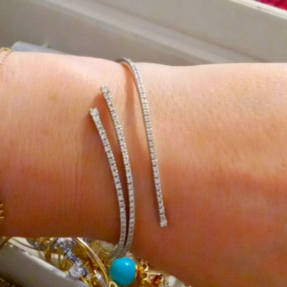 Jewelry - 14k white gold diamond bracelet